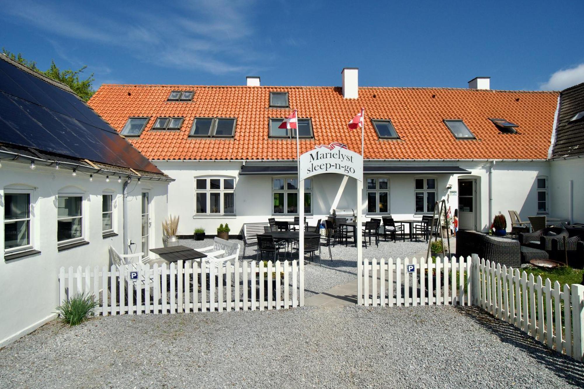 Hotel Marielyst Sleep'N Go Væggerløse Exterior foto