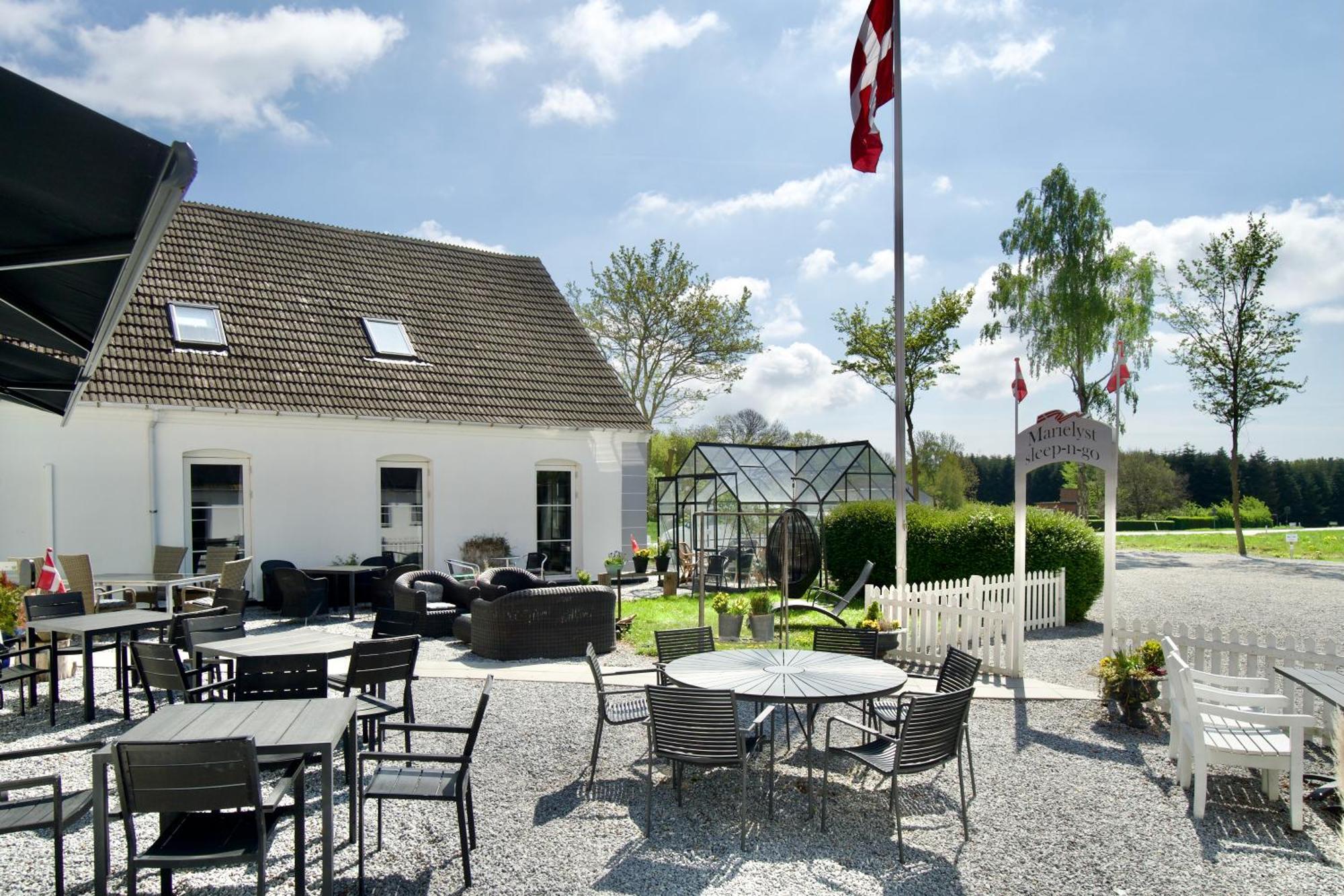 Hotel Marielyst Sleep'N Go Væggerløse Exterior foto